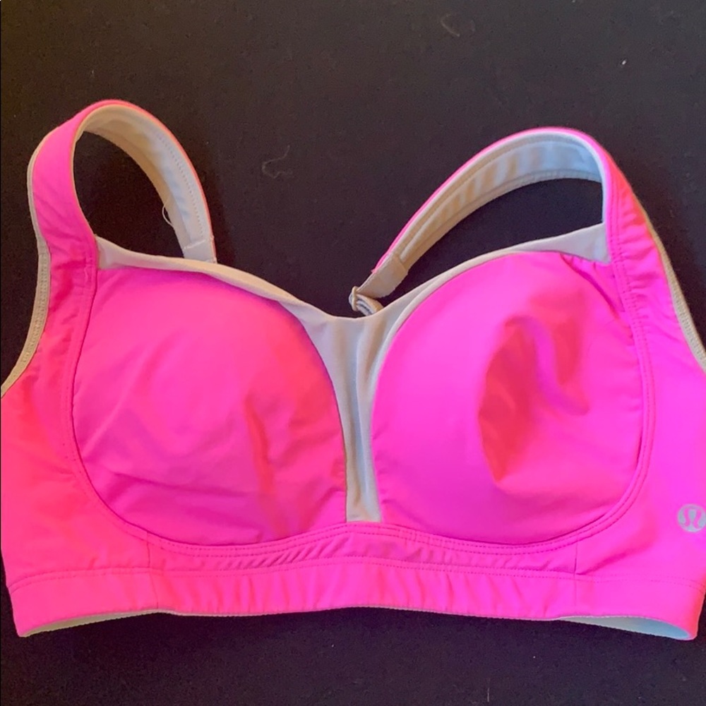 Lulu lemon sports bra